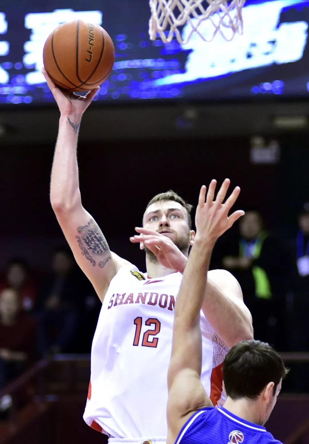 开云体育app-法国网球队轻取英国网球队，克耶高斯完成帽子戏法