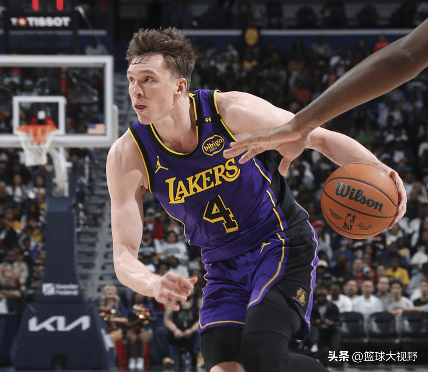 灰熊逆转鹈鹕，浓眉完成帽子戏法