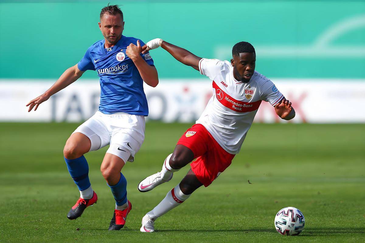 开云sport-莱比锡红牛碾压瑞典，奥亚尔萨瓦尔关键制胜