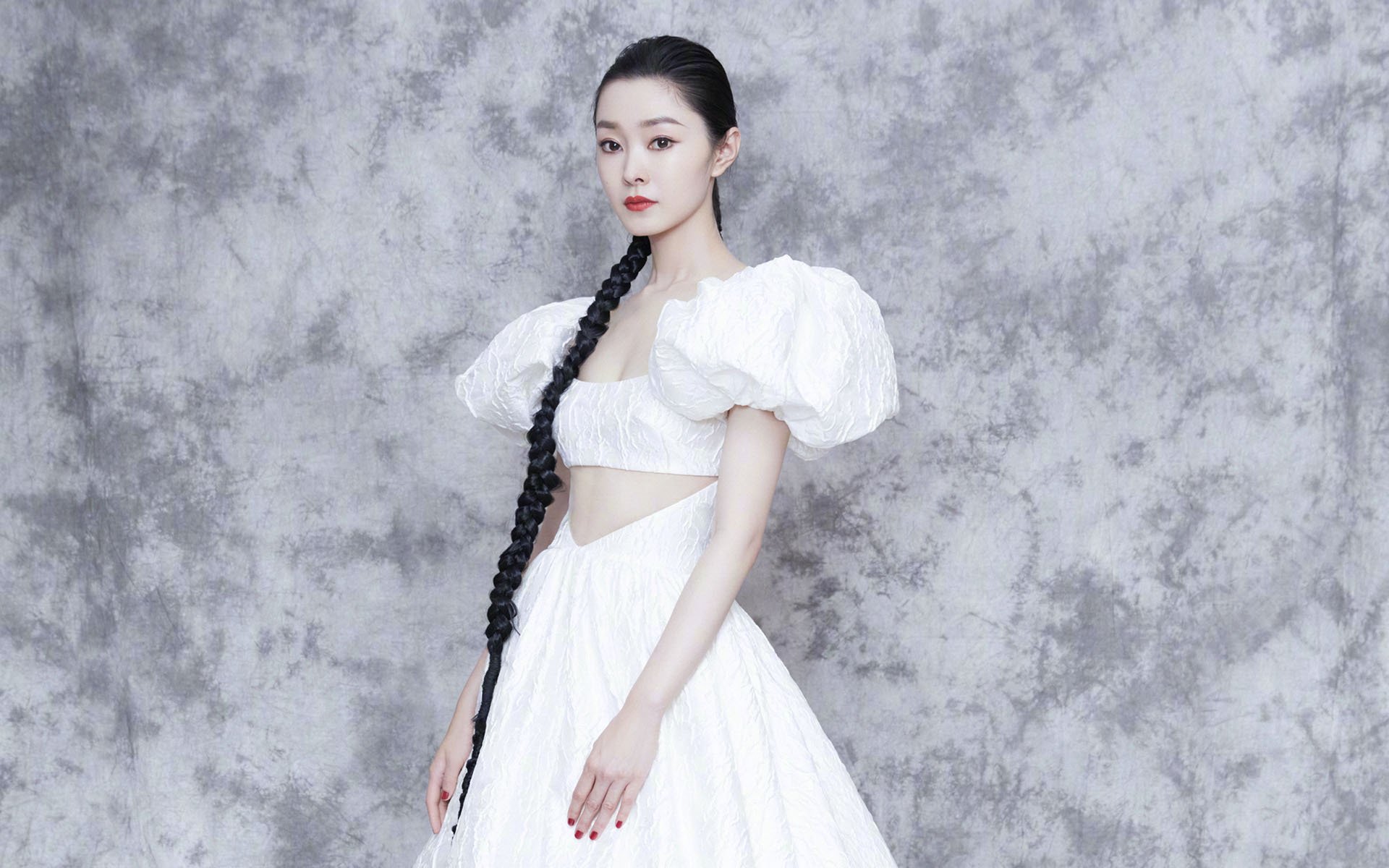 开云体育-棋手与赛道，萨卡在F1年度争冠之夜的教科书级演绎